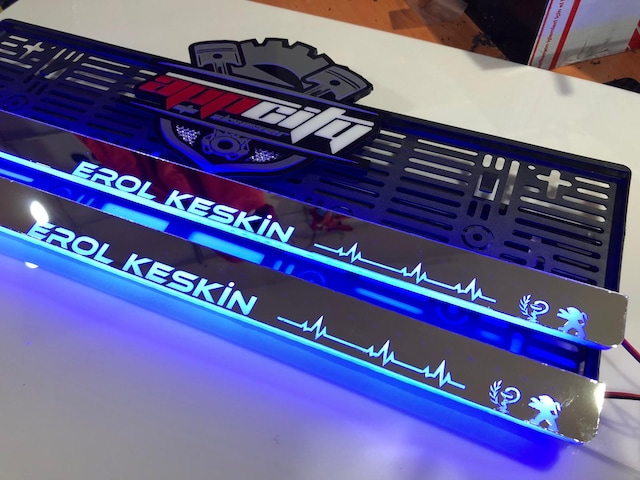 KİŞİYE ÖZEL LÜX IŞIKLI PLAKALIK