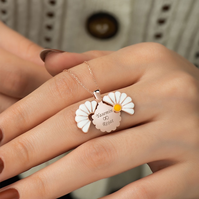 Açılan Papatya Kolye Kişisel Özel İsimli Rose Kaplama Gümüş