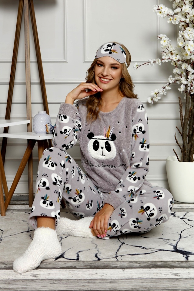 Kışlık Uzun Kollu Bayan Peluş Polar Pijama Takımı