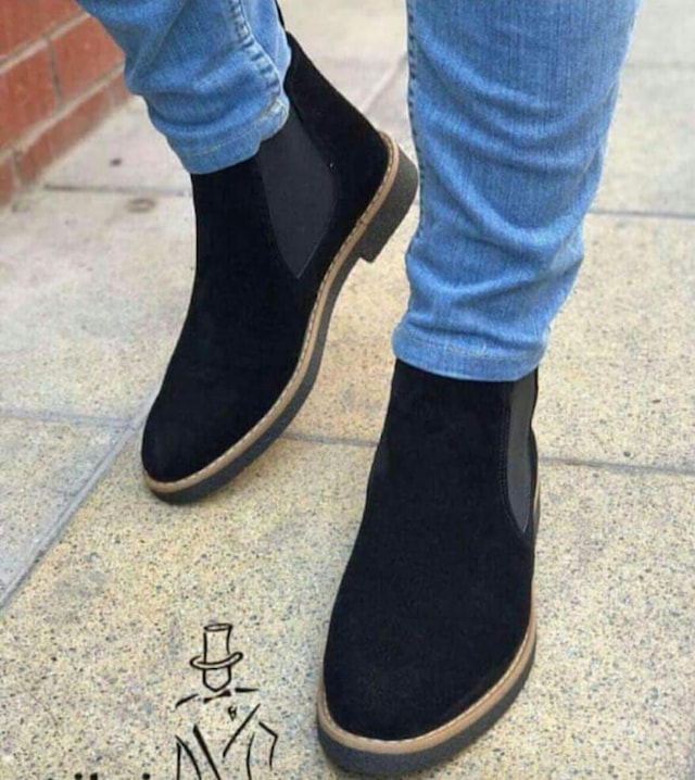 YENİ SEZON SİYAH  ERKEK BOT