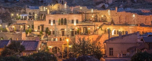 DERE SUITES CAVE HOTEL KAPADOKYA