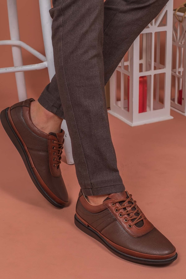 YAĞLIOĞLU HAKİKİ DERİ ORTOPEDİK GÜNLÜK AYAKKABI