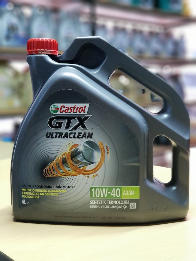 CASTROL GTX ULTRACLEAN 10W-40 MOTOR YAĞI (4 LT) Ü.T:2020