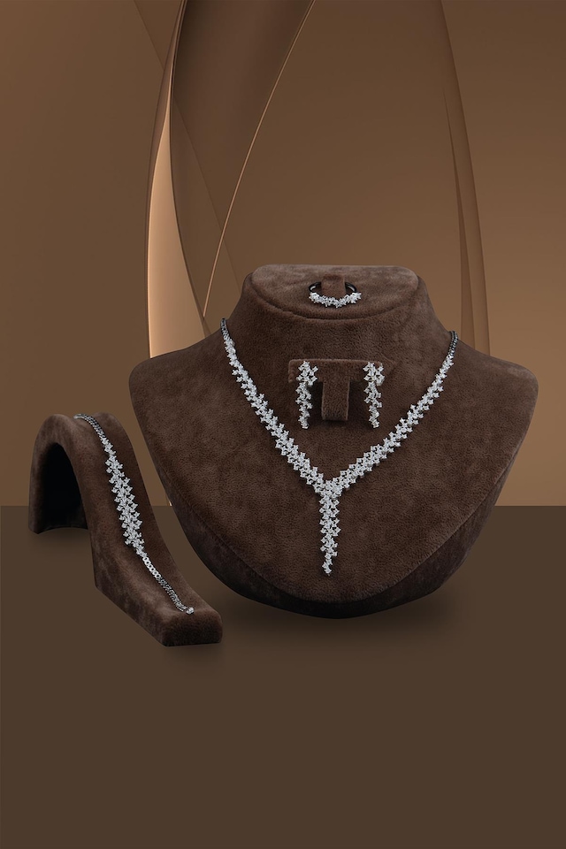 Alisa Bayan Zirkon Taşlı Gümüş Su Yolu Set - Kolye, Bileklik, Küp