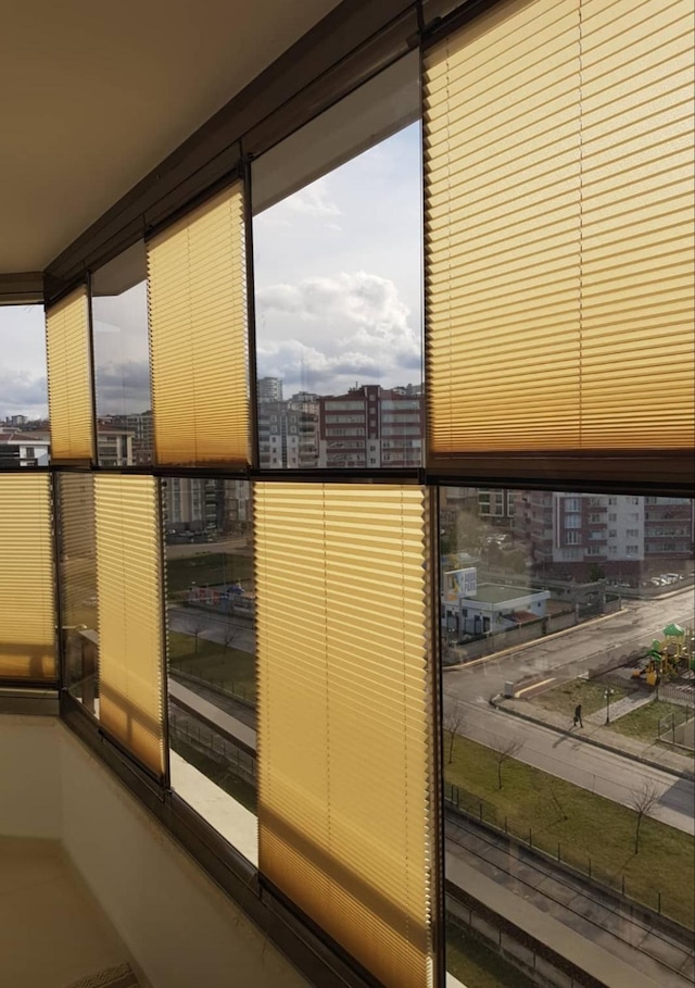 Cam Balkon Perdesi Plise 75 TL/m2