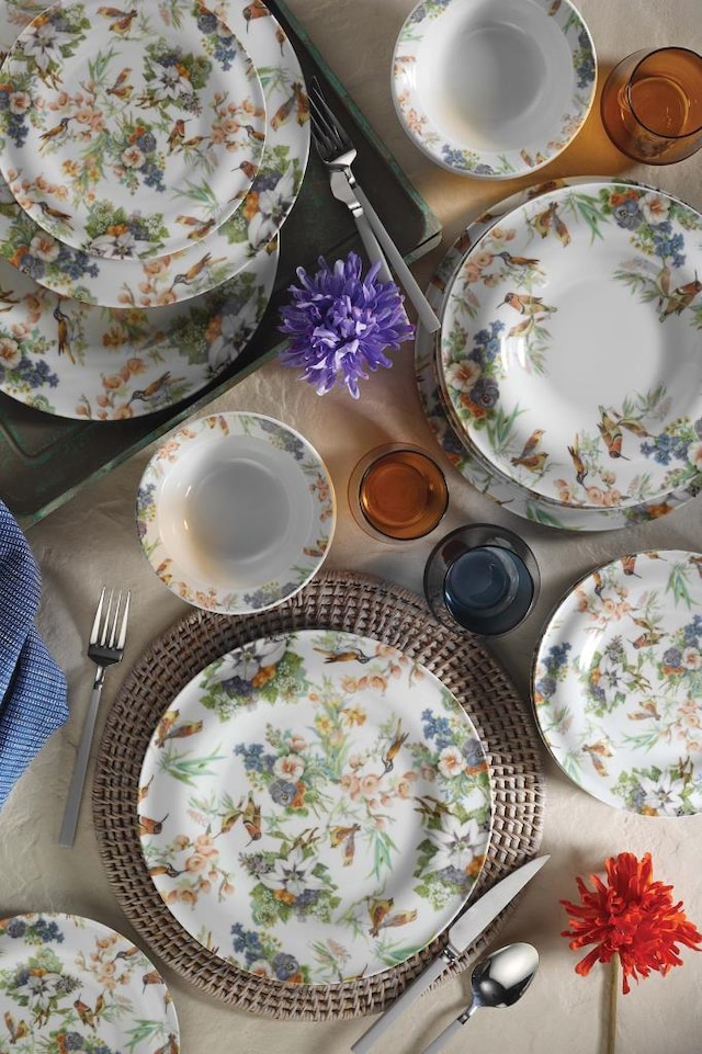 Kütahya Porselen Spring 6 Kişilik 24 Parça Yemek Seti