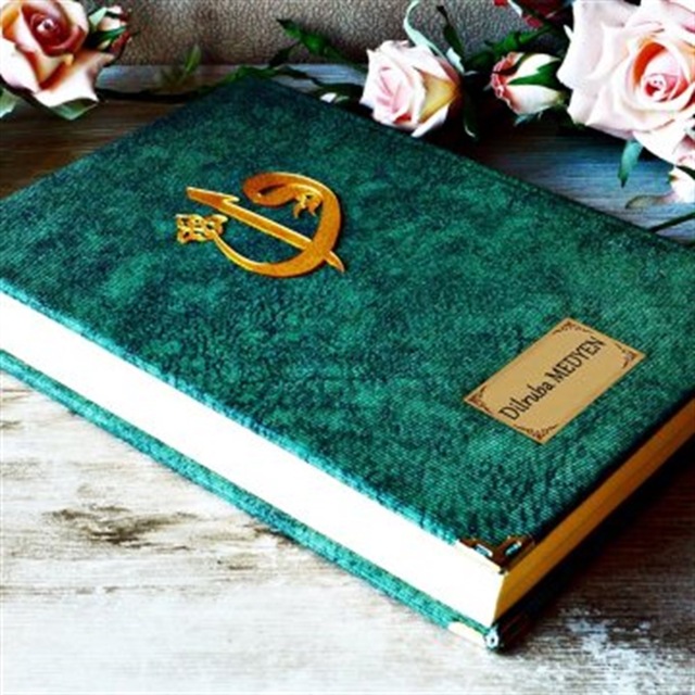 ORTA BOY NUBUK KAPAKLI KURANI KERİM KOYU YEŞİL RENK