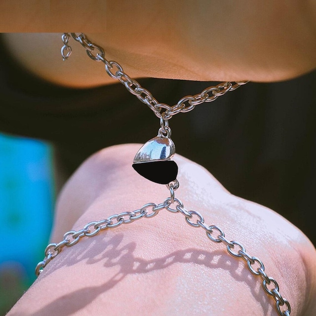 Siyah Beyaz Birleşen Kalpli Sevgili Bilekliği (1 çift) bbb14