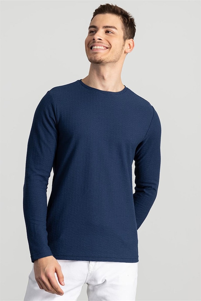 Tudors Slim Fit Dar Kesim Bisiklet Yaka Armürlü Erkek Sweatshirt