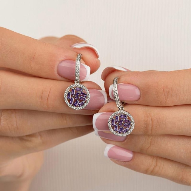 Gümüş Pazarım Ametist Taşlı Yuvarlak Kesim Sallantılı Gümüş Küpe