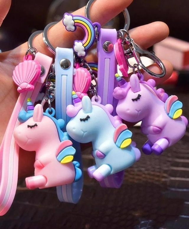 Renkli Unicorn Figürlü 3D Silikon Anahtarlık ve Çanta Süsü 1 Adet