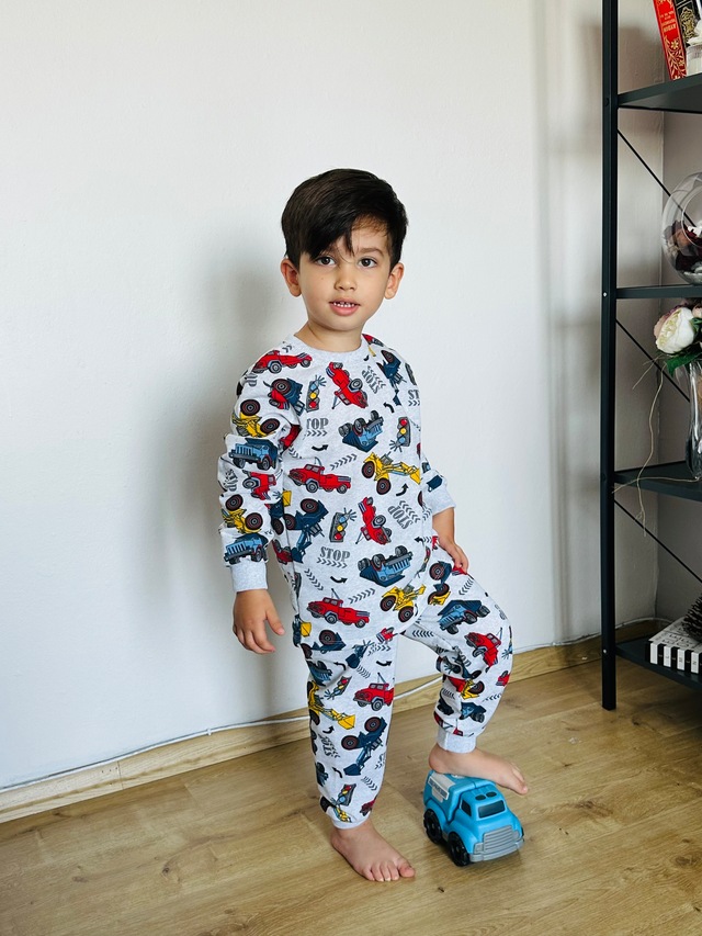 Mikimini Kids Arabalar Desenli Çocuk Pijama Takımı