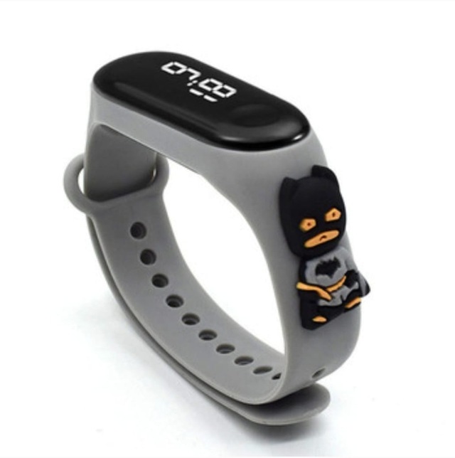 Disney Karakterli Dokunmatik Dijital Çocuk Kol Saati Badman