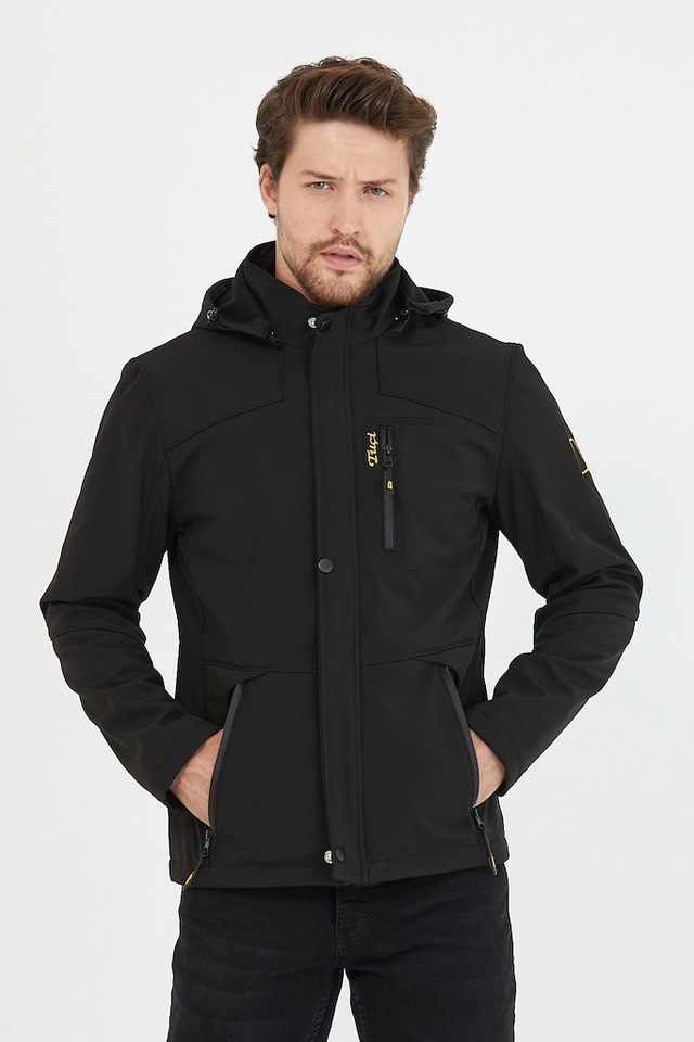 Mero Life İçi Kürklü Kapüşonlu Su ve Rüzgar Geçirmez Softshell Erkek Mont Siyah