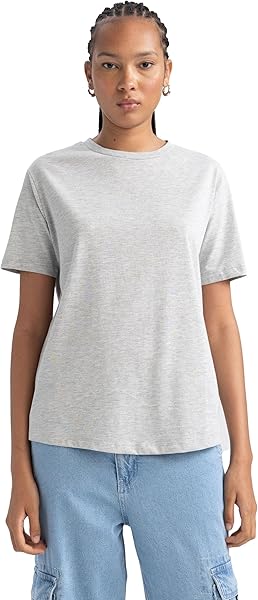 DeFacto Kadın Regular Fit Kısa Kollu %100 Pamuk Tişört