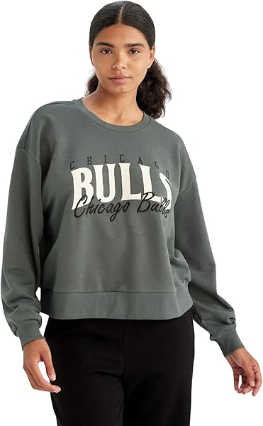 DeFacto DeFactoFit NBA Chicago Bulls Bisiklet Yaka Sweatshirt